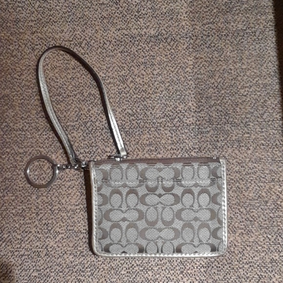 Coach Handbags - Coach Signature Logo Print Card Keychain Wristlet